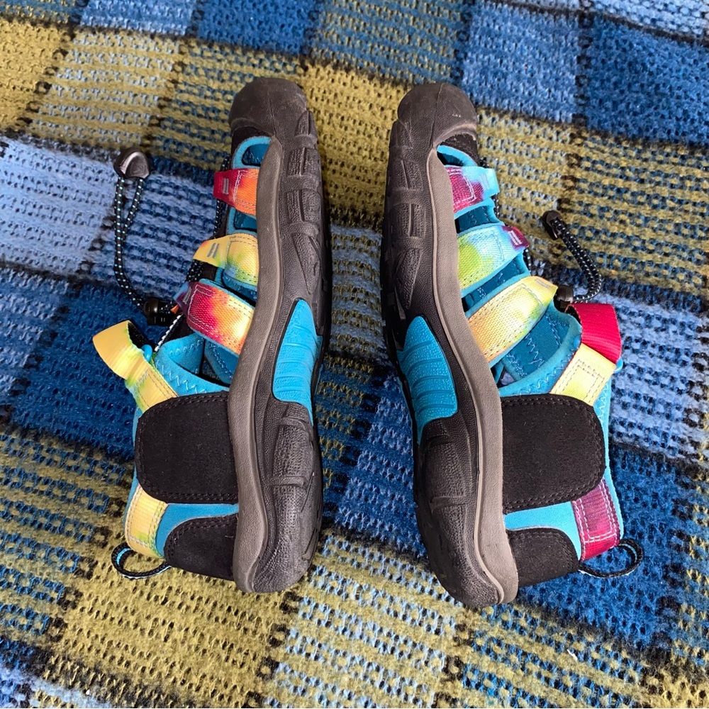 Bright Multicolor Keen Sandals Size Eu 37 US 5 - Picture 9 of 16